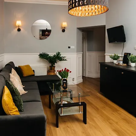 Maya's Flats & 69 - 3 In G Gdańsk