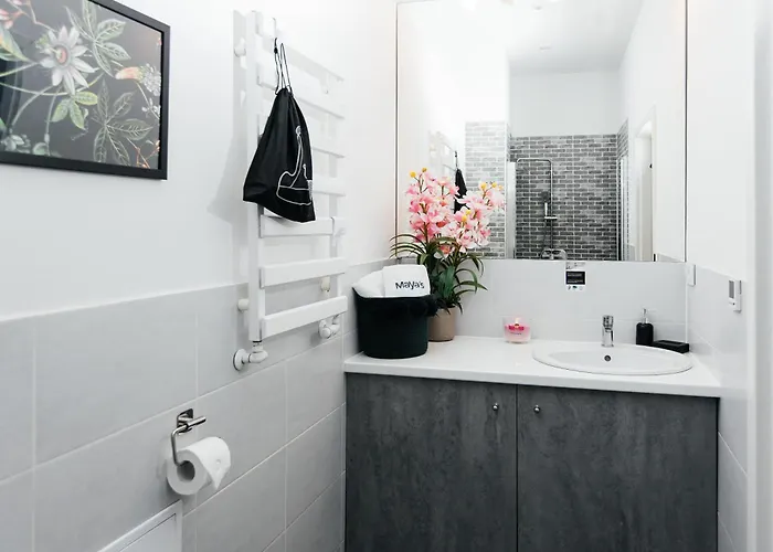 Maya's Flats & 69 - 3 In G Lägenhet