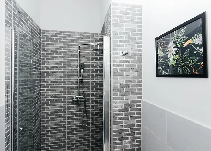 Maya's Flats & 69 - 3 In G Lägenhet