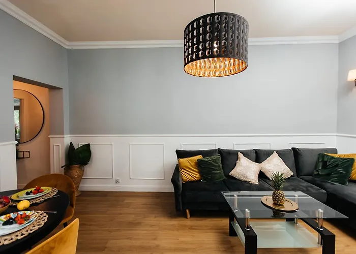 Maya's Flats & 69 - 3 In G * Gdańsk