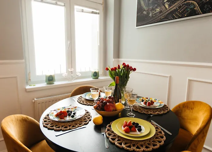 Maya's Flats & 69 - 3 In G