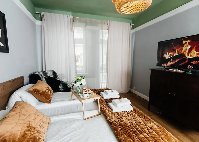 Lägenhet Maya's Flats & 69 - 3 In G