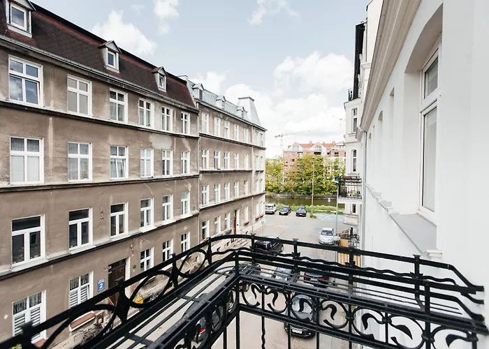 Maya's Flats & 69 - 3 In G Lägenhet *