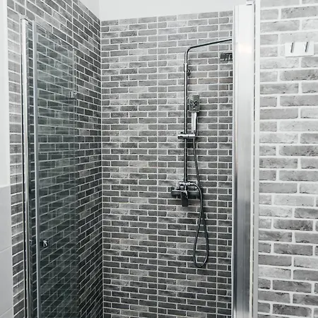 Maya's Flats & 69 - 3 In G Apartamento *