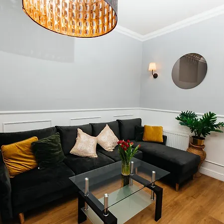 Maya's Flats 69 - 3 格但斯克