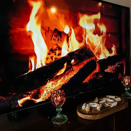 Maya's Flats & 69 - 3 In G